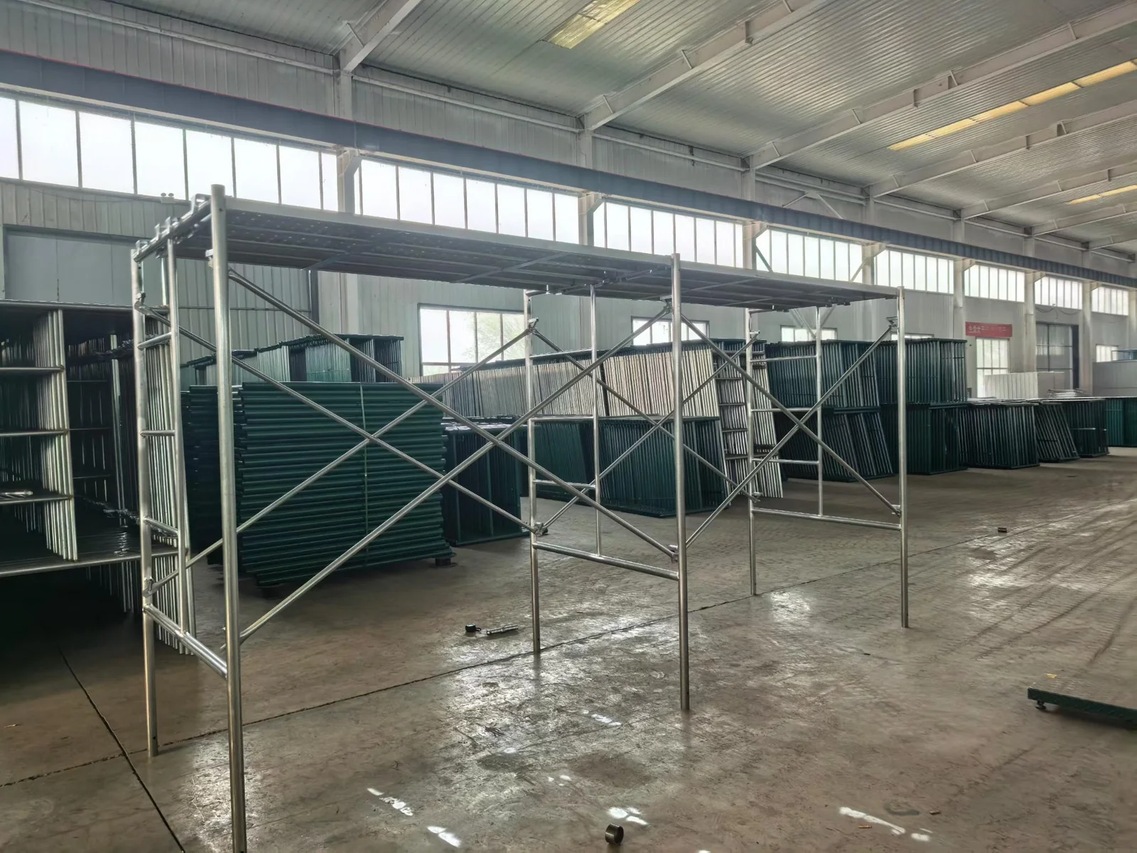 Frame scaffolding components stored inside the Hebei manufacturing base