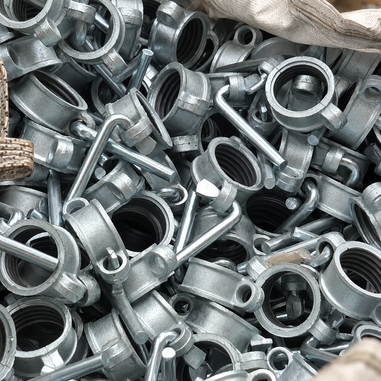 Ring & wing nuts