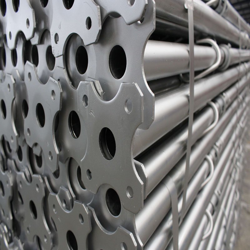Steel prop base plates and tube connections